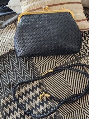 TALBOTS Kisslock Mania For A Fraction Of The Price, Vintage Black Woven Bag